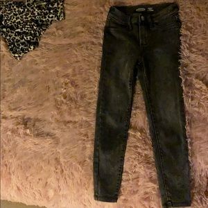 I am selling jeans that don’t fit anymore.